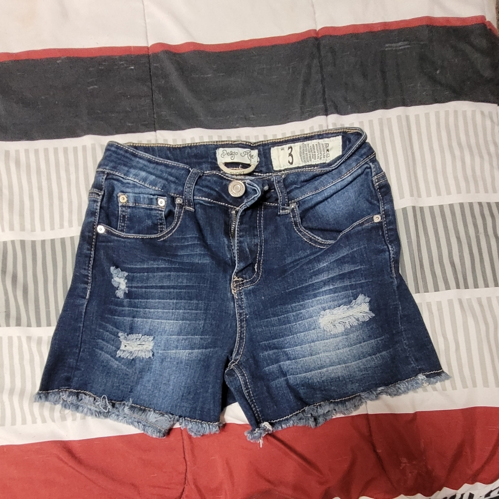 Bongo Women's Blue Denim Shorts Size3